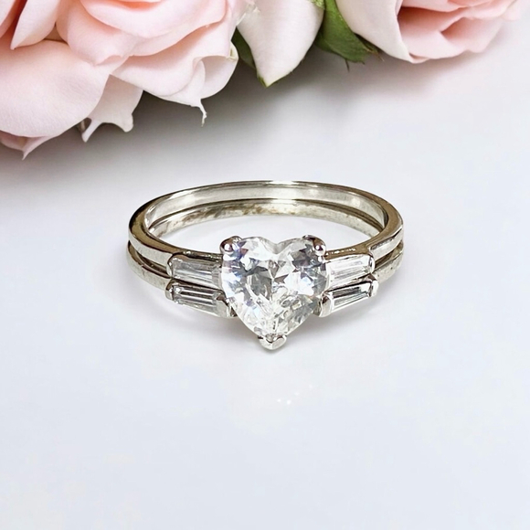 Vintage Avon RJ Sterling Ring Set Silver Heart Shape Zirconia Diamond Engagement - Picture 1 of 6